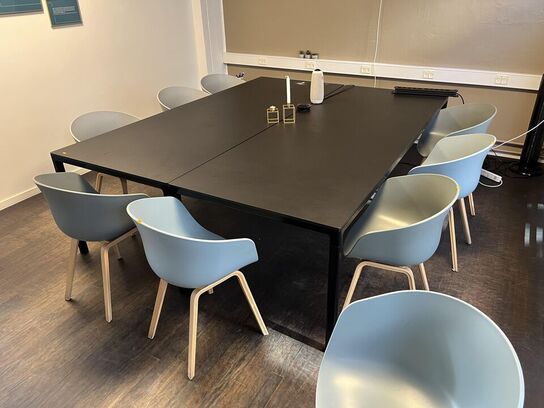 Møde bord m. 9.Stk. HAY Skål Stole