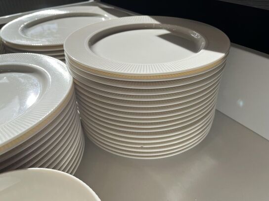 Køkken disk m. Indhold