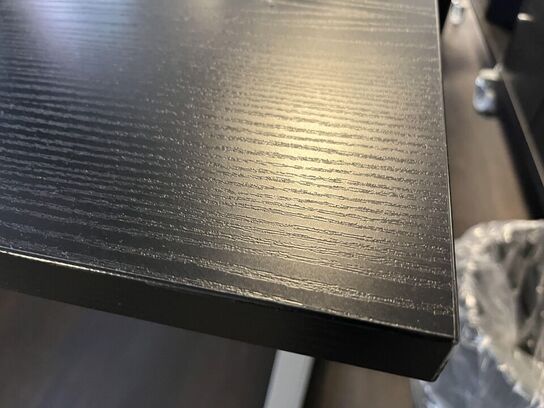 Hæve sænkebord u. Indhold 