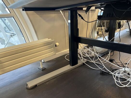 Hæve sænkebord u. Indhold 