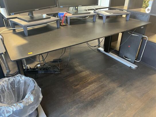 Hæve sænkebord u. Indhold 