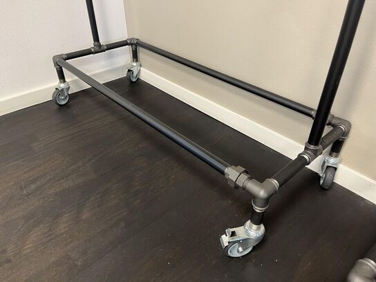 2.Stk. Garderobestativ