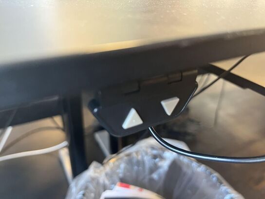 Hæve sænkebord m. Indhold 