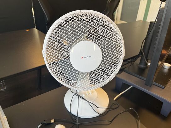 Hæve sænkebord m. Indhold 