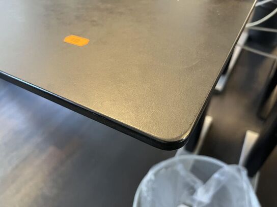 Hæve sænkebord u. Indhold 