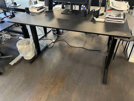 Hæve sænkebord u. Indhold 