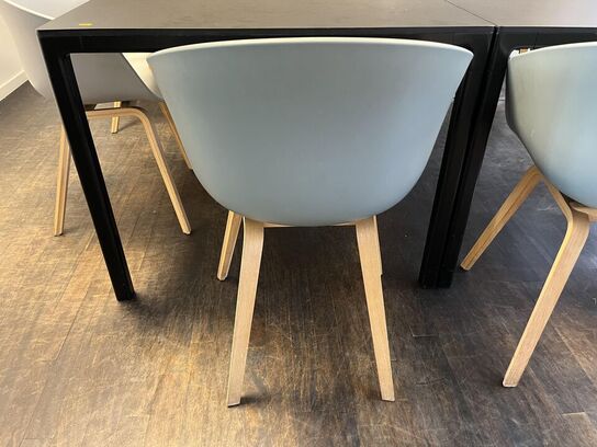 Møde bord m. 9.Stk. HAY Skål Stole