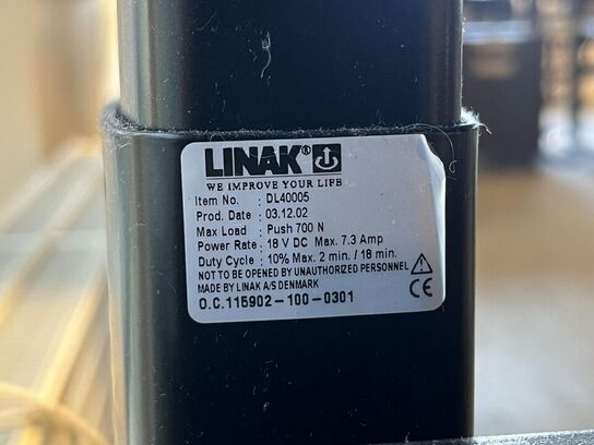 Hæve sænkebord m. Indhold 