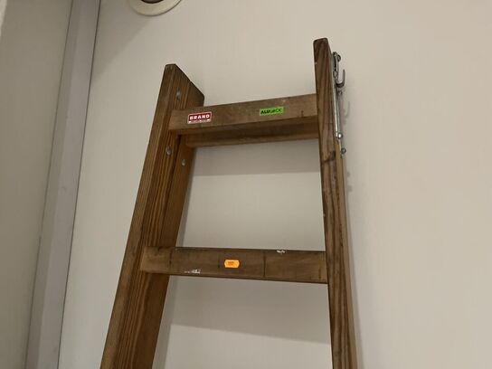 Trappestige og blæser