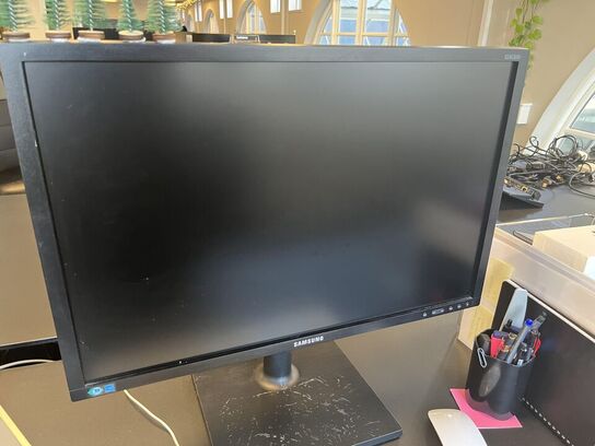 Hæve sænkebord m. Indhold 