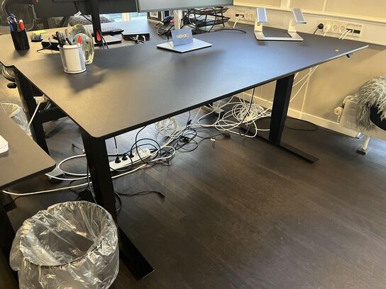 Hæve sænkebord u. Indhold 