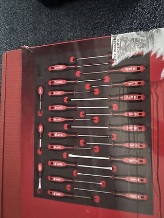 Skruetrækkersæt MILWAUKEE 23stk