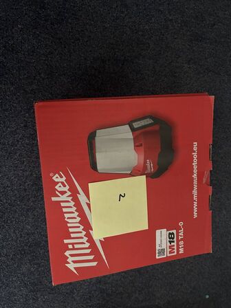 Arbejdslampe MILWAUKEE M18 TAL-0