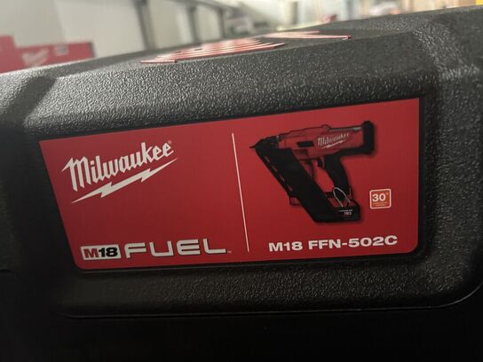 Sømpistol MILWAUKEE M18 FFN-502C