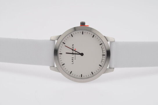 Herreur LARS LARSEN 38 mm.(370P41)