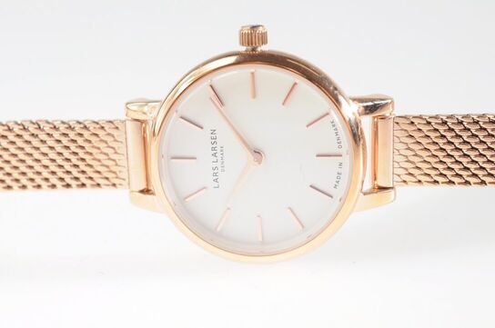 Dameur LARS LARSEN 22 mm.(332P51)