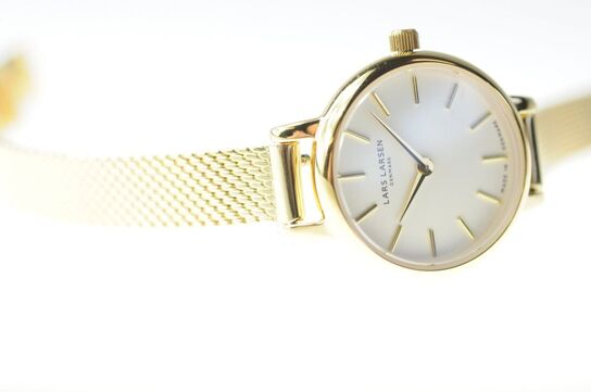 Dameur LARS LARSEN 22 mm.(322P48)