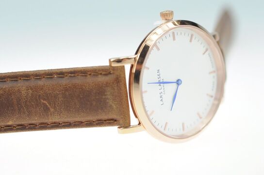 Herreur LARS LARSEN 38 mm.(204P16)