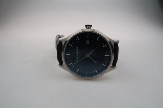 Herreur LARS LARSEN 41 mm.(401P)