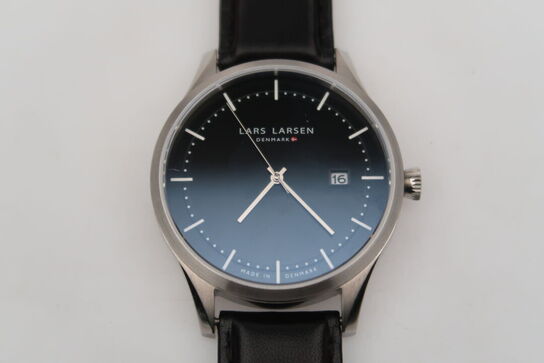 Herreur LARS LARSEN 41 mm.(401P)