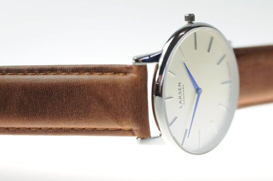 Herreur LARS LARSEN 38 mm.(321P48)