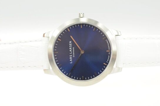Herreur LARS LARSEN 38 mm.(406P)