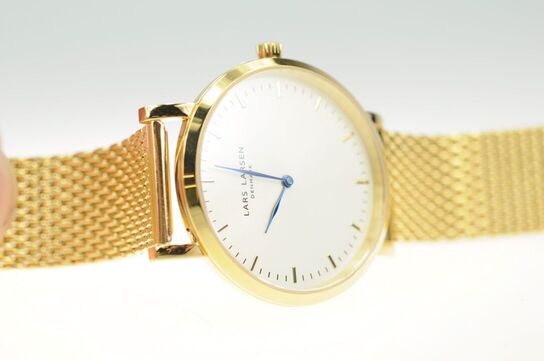 Herreur LARS LARSEN 38 mm.(210P16)