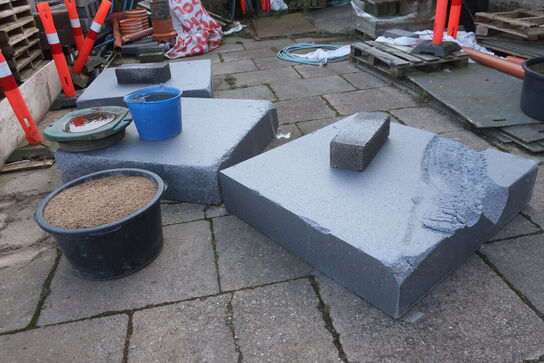 Div. Køreplader, gulvisoleringsplader, jern, lecablokke m.m.