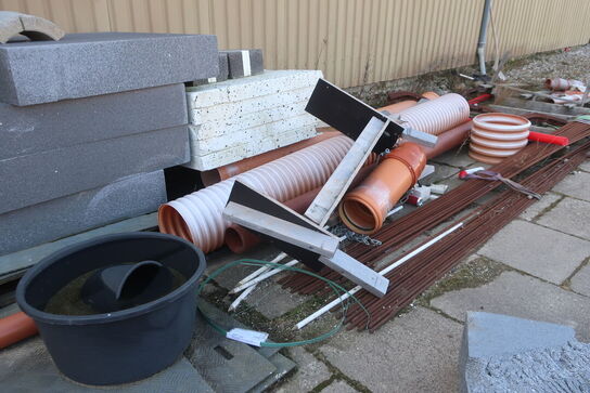 Div. Køreplader, gulvisoleringsplader, jern, lecablokke m.m.