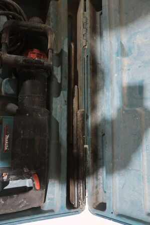 Mejselhammer MAKITA HM1202C