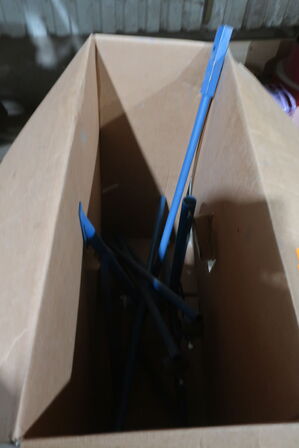 Kasse med indhold UPONOR