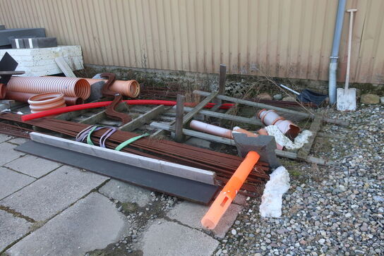 Div. Køreplader, gulvisoleringsplader, jern, lecablokke m.m.