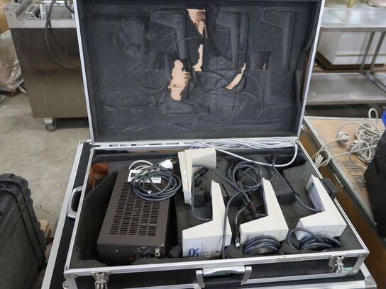 6 stk. Flightcases med indhold (se beskrivelse)