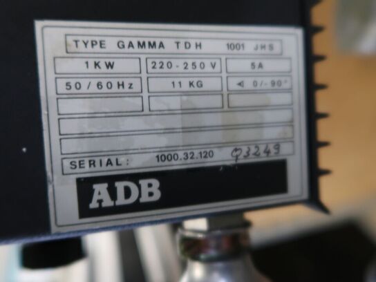 3 stk. PLYFA kasse med 6 stk. scenelamper