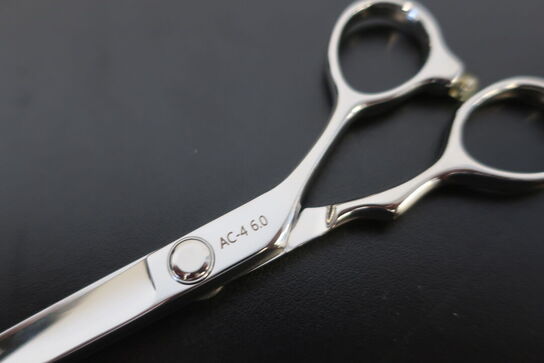 Frisørsaks PS-NIELSEN AC-4 6.0