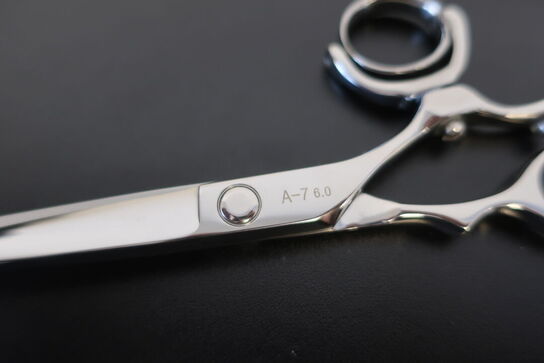 Frisørsaks PS-NIELSEN A-7 6.0