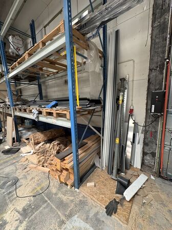 2 stk. Pallereoler inkl. Indhold