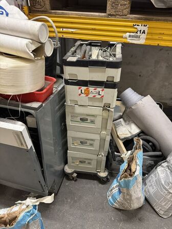 Pallereol inkl. Indhold
