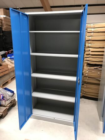 Stålskab 180x85x39 cm (ubrugt)