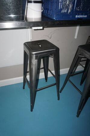 Bardisk inkl. 5 stk. stole  