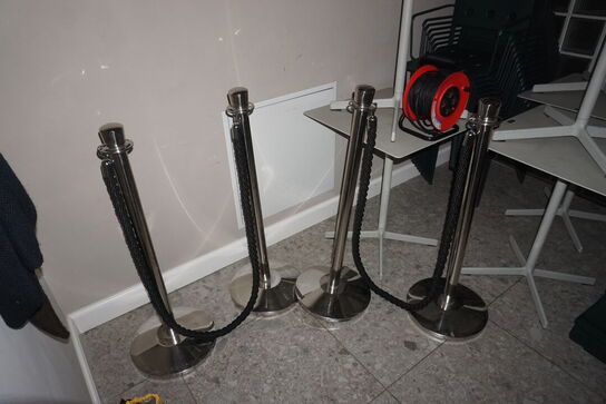 4 stk. afspæringsstolper  