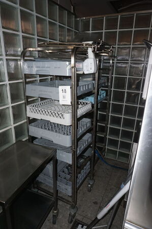 2 stk. stikvogne inkl. Bord  