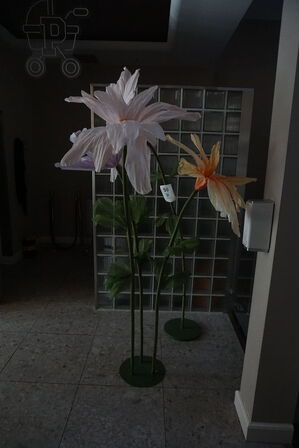 2 stk. plastic planter  