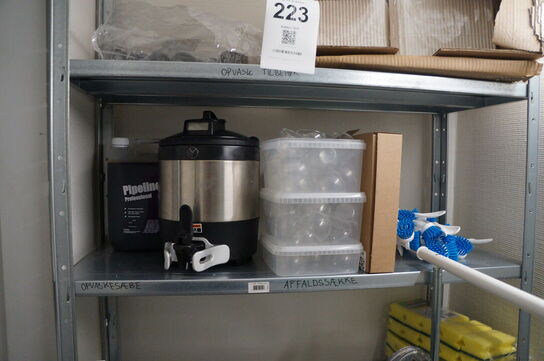 Diverse sugerør, ståluld, m.v.