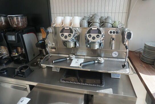 Espressomaskine FAEMA PRESIDENT GTI TOUCH A2