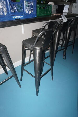 Bardisk inkl. 5 stk. stole  