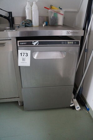 Industri opvasker  SISTEMA PROJECT 