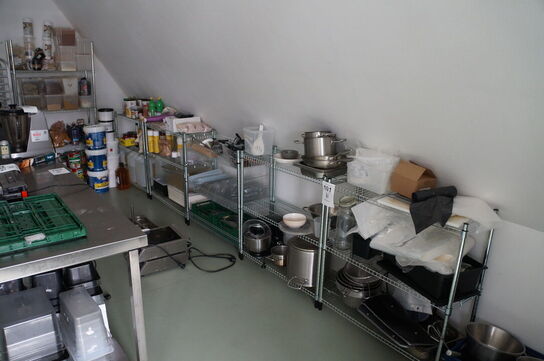 6 stk. reoler med indhold