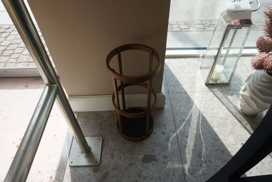 2 stk. lanterner & 2 stk. vaser  