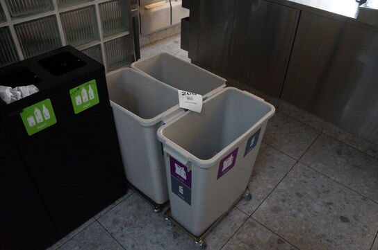 3 stk. opbevaringskasser på hjul